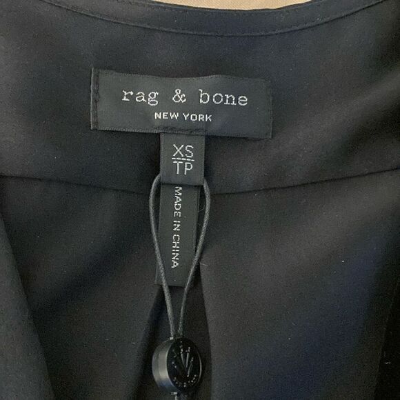Rag & Bone NWT Victor Black Wrap Style Long Sleeve Blouse. Size XS. - Picture 5 of 8